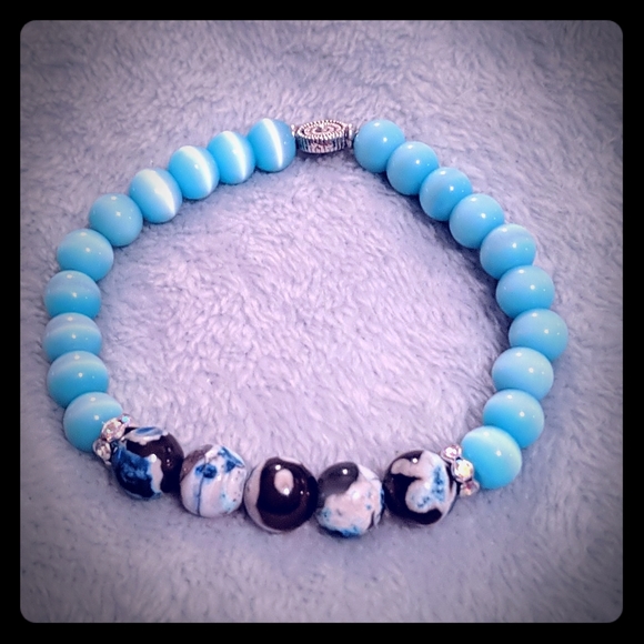 Handcrafted Blue & Browns Beads Bracelet - Picture 1 of 4
